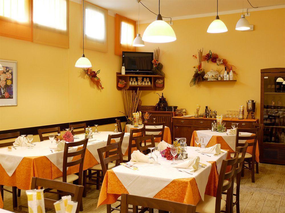 Hotel Agli Olmi San Biagio di Callalta Bagian luar foto