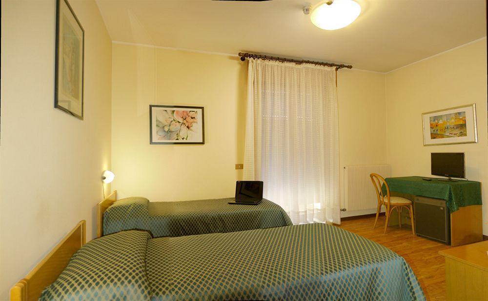 Hotel Agli Olmi San Biagio di Callalta Bagian luar foto