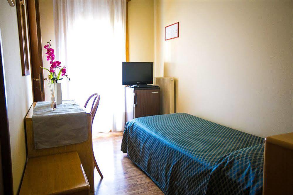 Hotel Agli Olmi San Biagio di Callalta Bagian luar foto